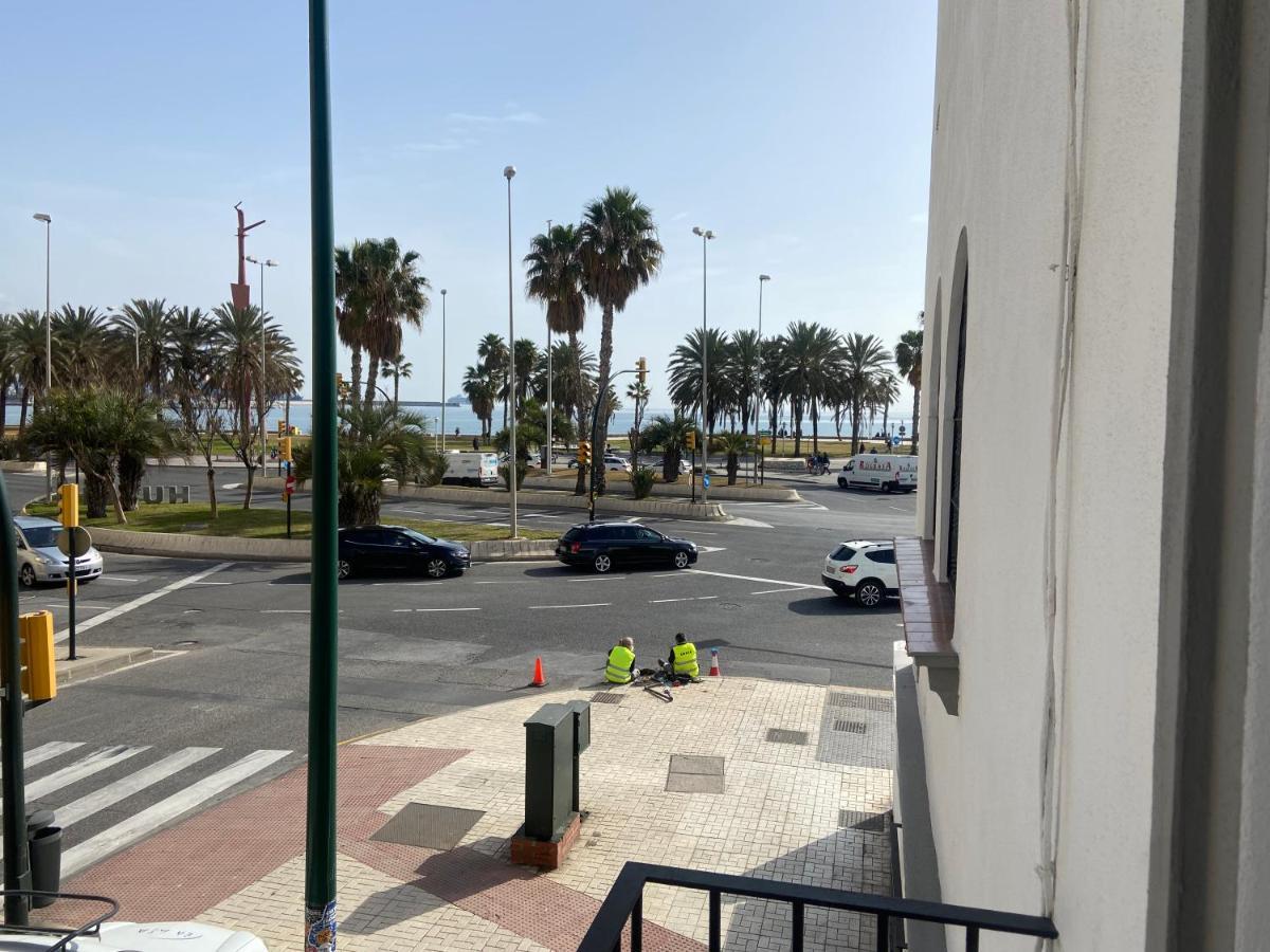 Crisana Beach Malaga Luaran gambar